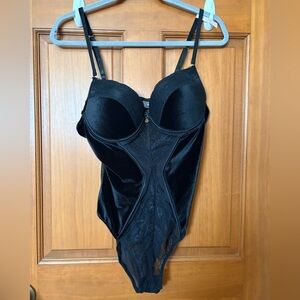 Black Daisy Fuentes Lingerie